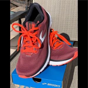 Women’s Brooks Glycerin 18 Running Shoes